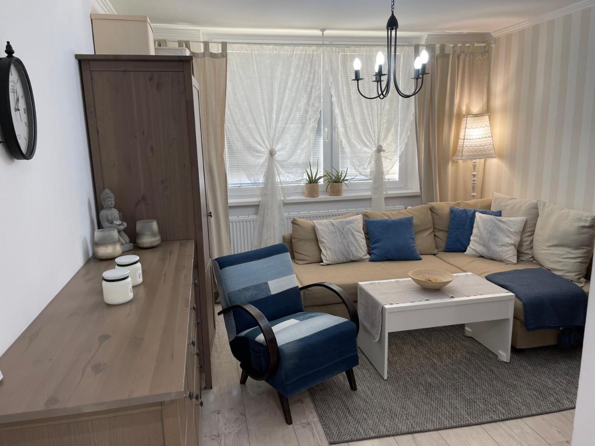 Cosy Apartmant In Hodonin Apartment ภายนอก รูปภาพ