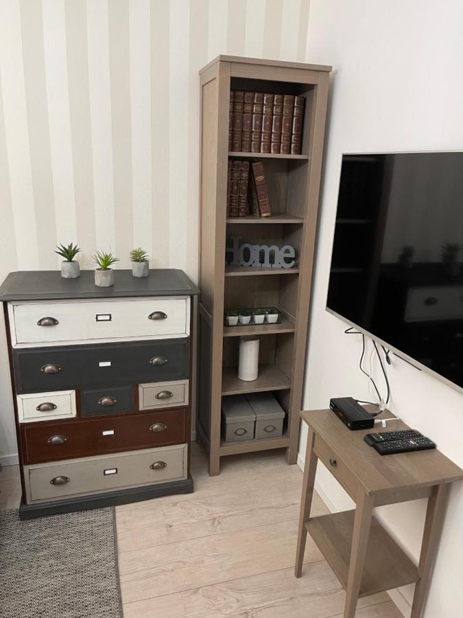 Cosy Apartmant In Hodonin Apartment ภายนอก รูปภาพ