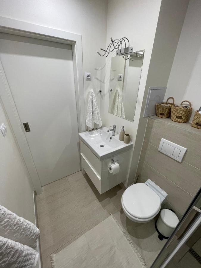 Cosy Apartmant In Hodonin Apartment ภายนอก รูปภาพ