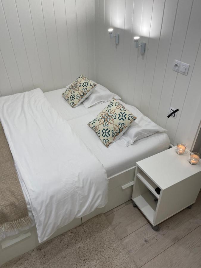 Cosy Apartmant In Hodonin Apartment ภายนอก รูปภาพ